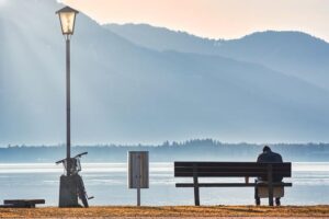 Suicide : les Causes, Facteurs de Risque et Déclencheurs.